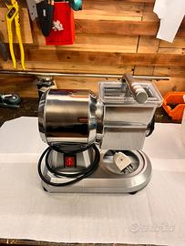 Grattugia pane e formaggio