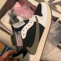 Nike air Jordan Travis