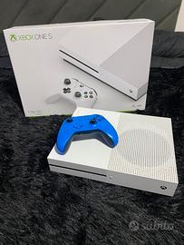 Xbox One S 1TB + controller