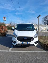 2023 Ford tourneo custom