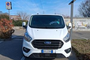 2023 Ford tourneo custom