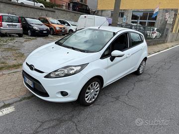 Ford Fiesta Fiesta+ 1.2 82CV 5 porte NEOPATENTATI 