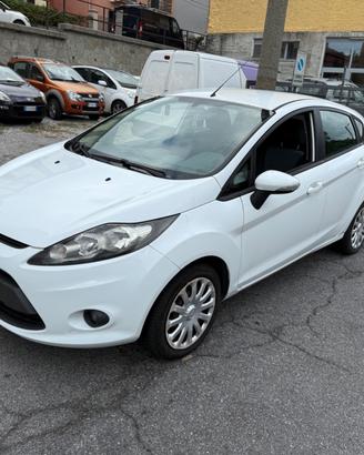 Ford Fiesta Fiesta+ 1.2 82CV 5 porte NEOPATENTATI 