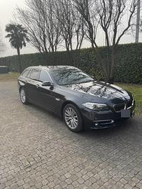 Bmw 520d  xDrive Luxury