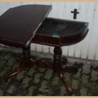 Tavolino in noce apribile