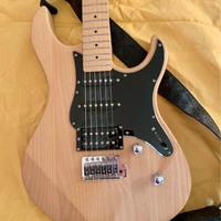 chitarra elettrica Yahama