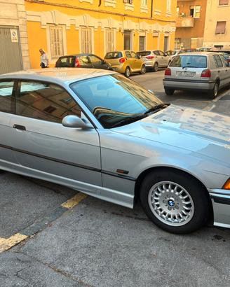 E36 318is INCIDENTATA