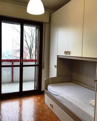 Stanza in appartamento di 10 m² a Rozzano