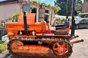 Trattore cingolato fiat 605 c super