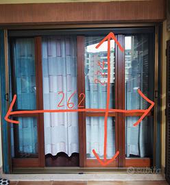 Finestre in legno doppio vetro