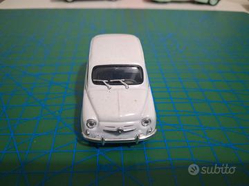 modellino 1/43 fiat 600 d solido