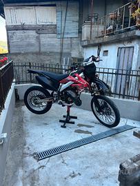 HM 125 2t