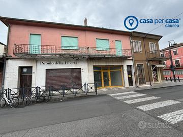 Appartamento in pieno centro da ristrutturare!