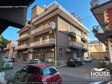 Paterno' - appartamento con terrazzo