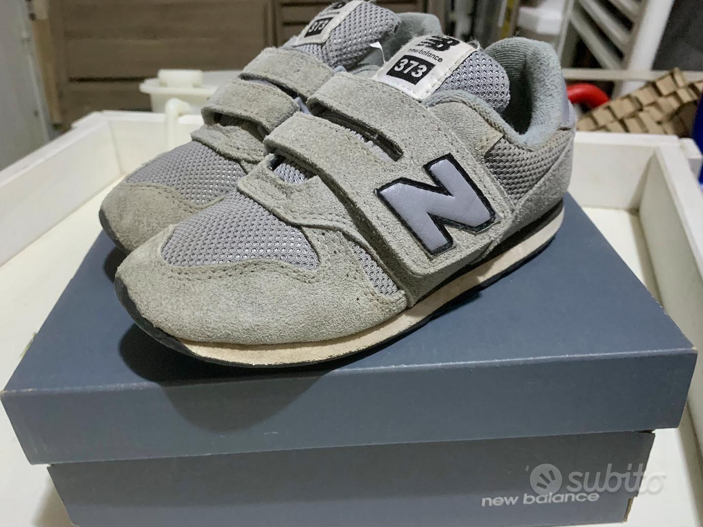 New balance sales 373 bambino argento