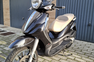 Piaggio Beverly Tourer 300