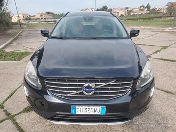 VOLVO XC60 D4 AWD GEARTRONIC BUSINESS AUTOCARRO