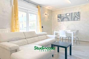 Appartamento con giardino, Via Torrito