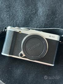 Fotocamera Fujifilm X-M1 nero/argento
