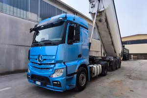 MERCEDES ACTROS + VASCA RIBALTABILE MENCI
