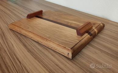 Tagliere Artigianale in Pregiati Legni Massicci -