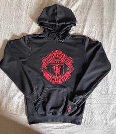 Manchester United – Adidas