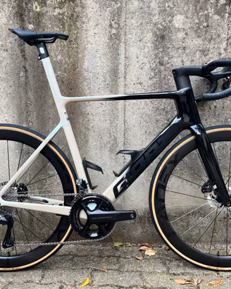 Giant Propel Advanced SL1