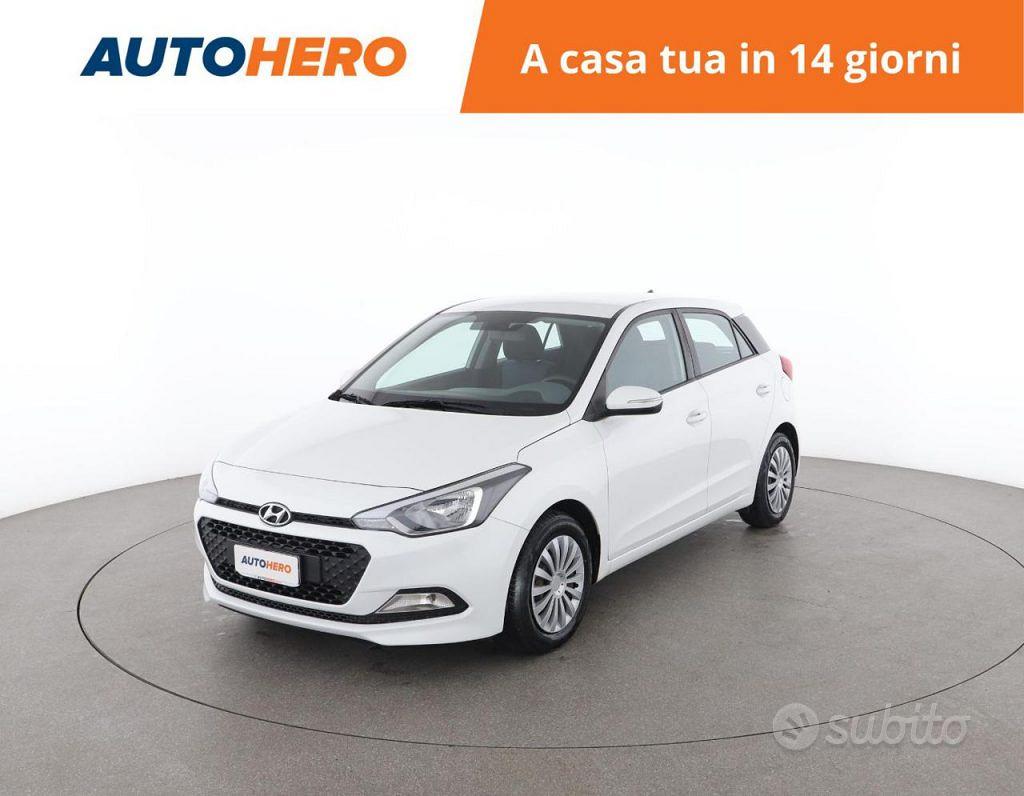 Hyundai i20: Stile Tecnologia e Prestazioni