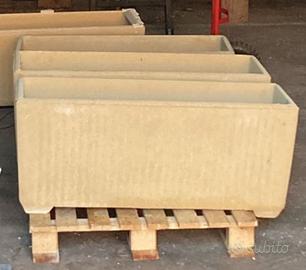 4 (2+2) fioriere in cemento giallino da 1mt