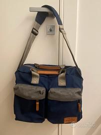 Borsa tracolla EASTPACK