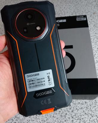 Doogee Fire 5 (NFC - 6,6'' - 12/64Go - 13500mAh)