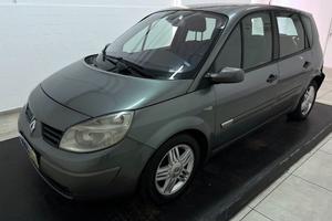 RENAULT Scenic 1.9 dCi Luxe Privilège 120cv