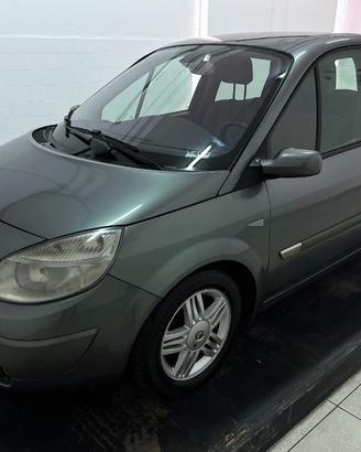 RENAULT Scenic 1.9 dCi Luxe Privilège 120cv