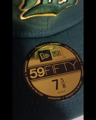 cappello new era verde nuovo mai usato