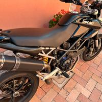 Ducati Hypermotard 1100 evo