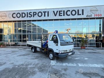 Nissan Cabstar 35.13 cassone fisso + gru