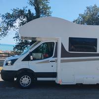 Camper mansardato