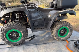 Quad Artc Cat 550