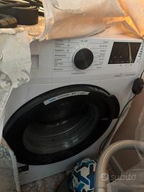Lavatrice 9 kg con ancora garanzia 7mesi