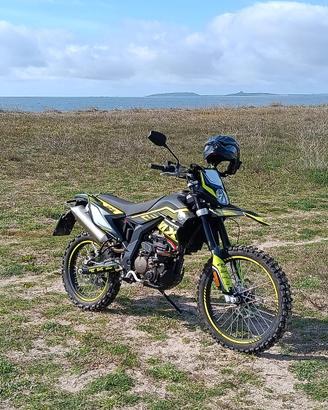 Mondial SMX 125E