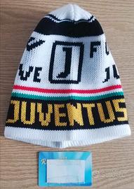 Cappellino Juve vintage anni 80 di lana mai usato