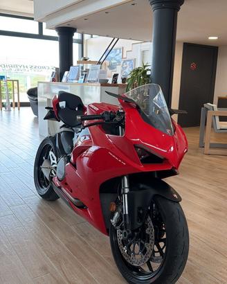 Ducati Panigale V2