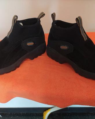SCARPE MARCA TECNICA SOLETTA 27 CM