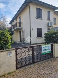 PORZIONE DI QUADRIFAMILIARE A RAVENNA