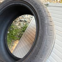 Gomma Bridgstone 225/45/17