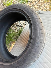 Gomma Bridgstone 225/45/17