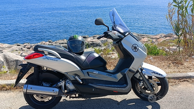 Scooter Yamaha x max 250