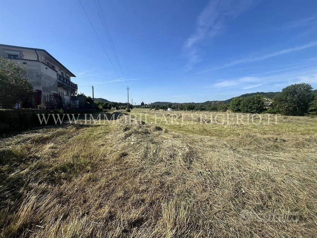 Terreno di 4690 m² a Villa d'Adda - Altro