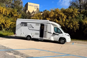 HYMER Semintegrale T 698 CL