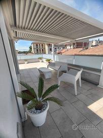 Appartamento di 178 m² con 4 locali e box auto a P